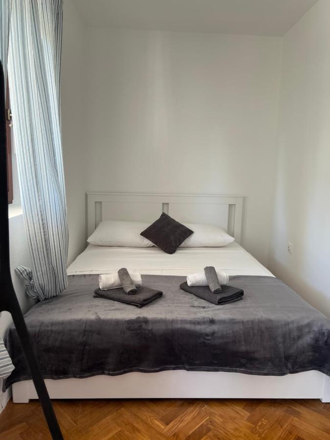 Apartments Antolkovic Ugljan Zewnętrze zdjęcie