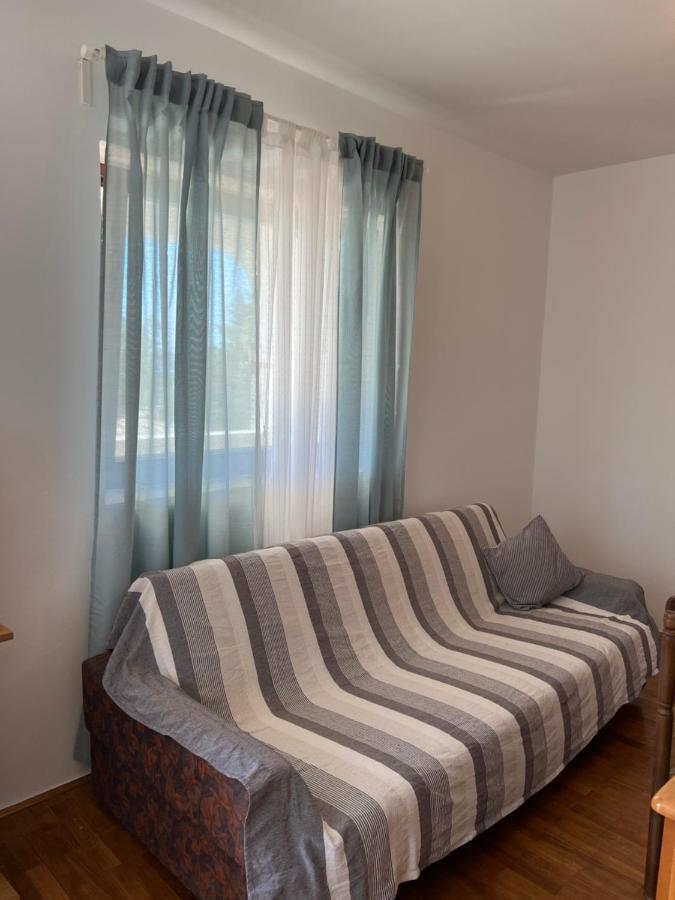 Apartments Antolkovic Ugljan Zewnętrze zdjęcie